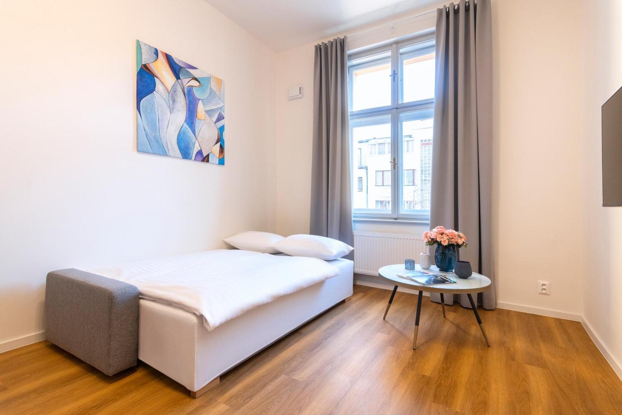 Hidden Art Boutique Residence By Dwellfort Praga Habitación foto